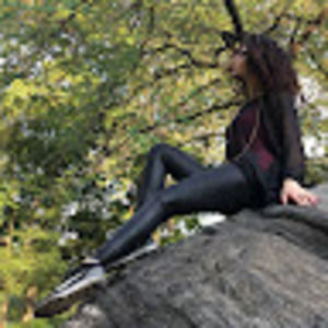 Meet your Posher, Whitney